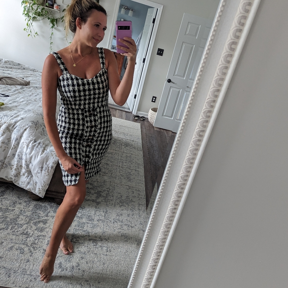 Just One Answer black and white dress